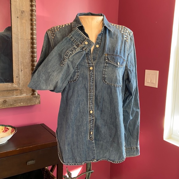 GAP Tops - Gap 1969 Dark Denim Studded Shoulder Button Down Shirt Medium